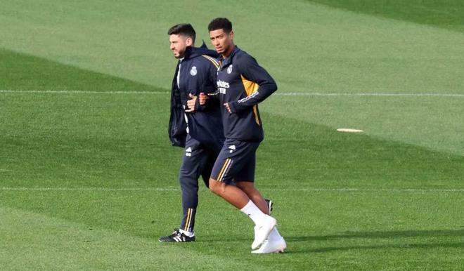 三条线看 三条线看